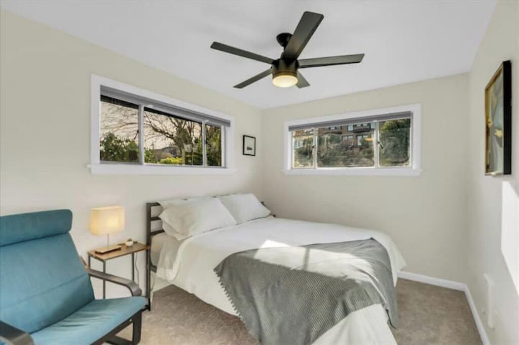 Photo of Bedroom in Bryn Mawr-Skyway