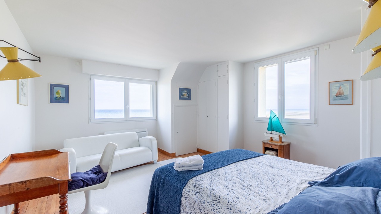 Photo of Bedroom in Ver-sur-Mer