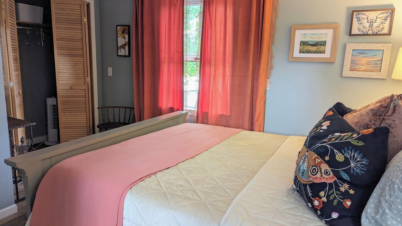 Photo of Bedroom in Ponshewaing