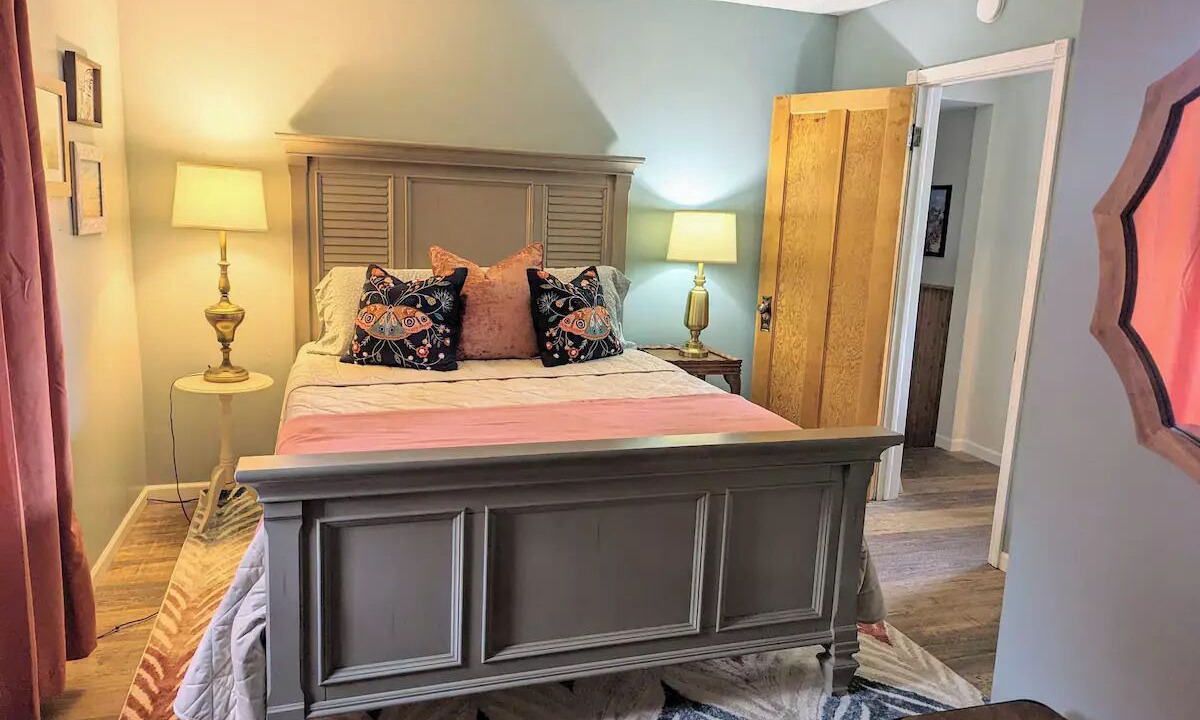 Photo of Bedroom in Ponshewaing