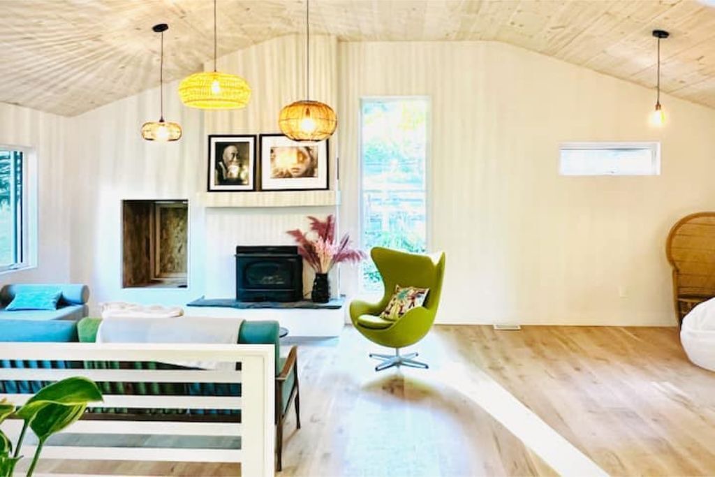 Photo of Livingroom in Accord