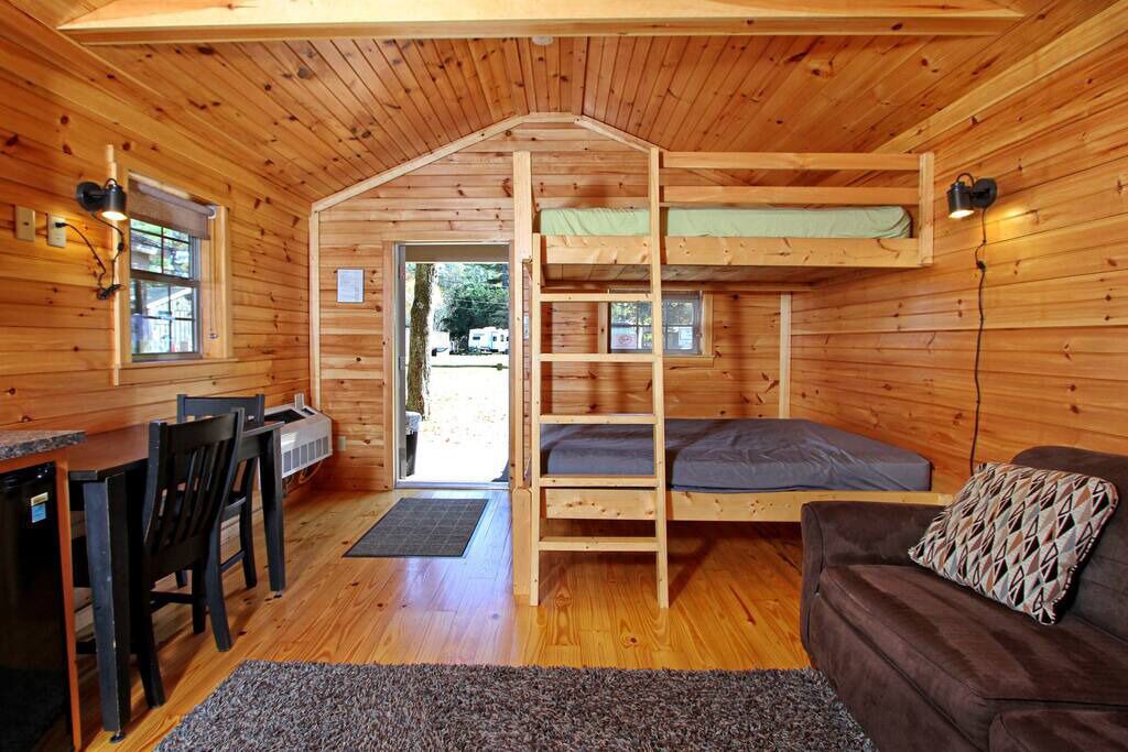 Photo of Others in Centre Hall