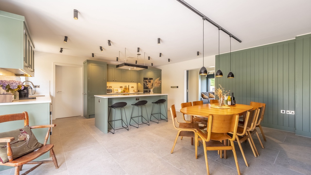 Photo of Others in Foxley