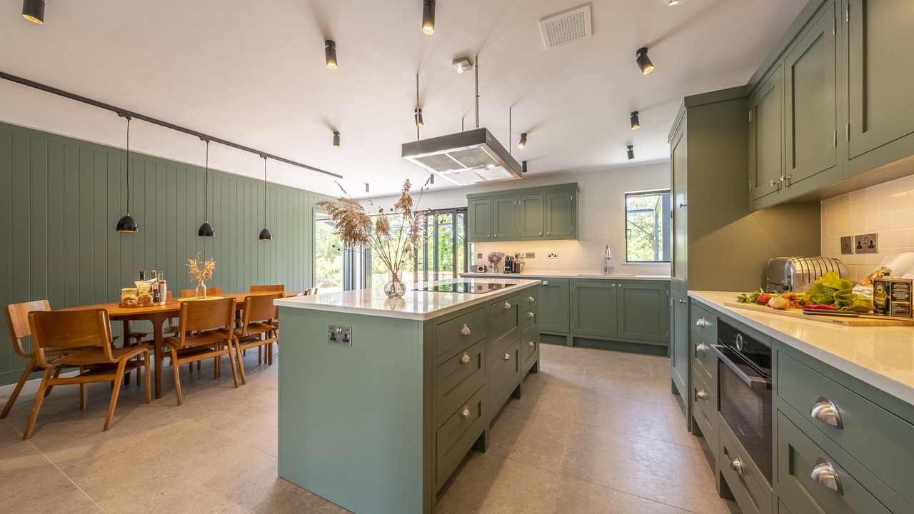 Photo of Others in Foxley