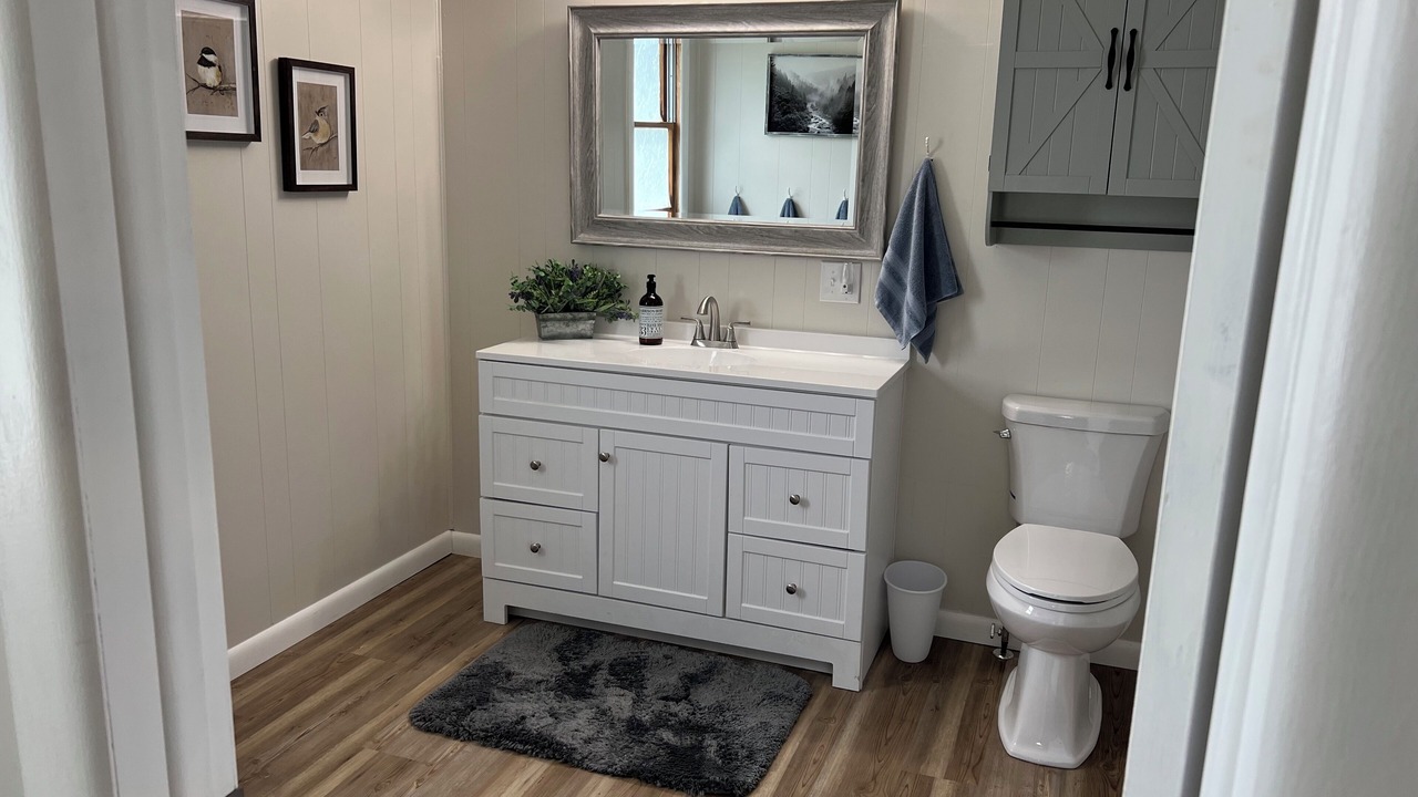 Photo of Bathroom in Richwood