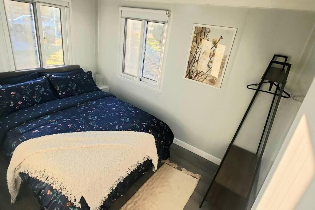 Photo of Bedroom in Broke