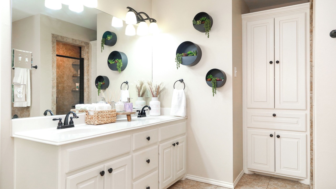 Photo of Bathroom in Big Spring