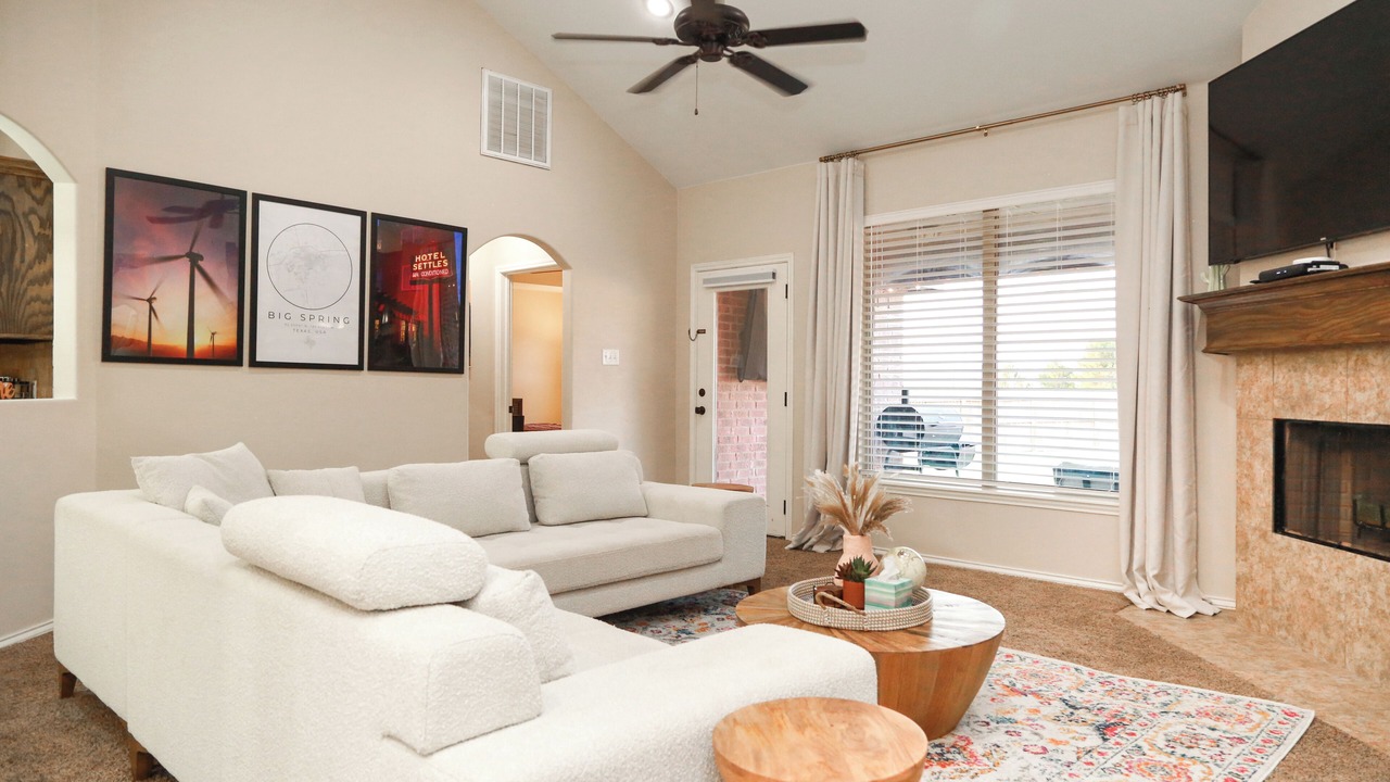 Photo of Livingroom in Big Spring