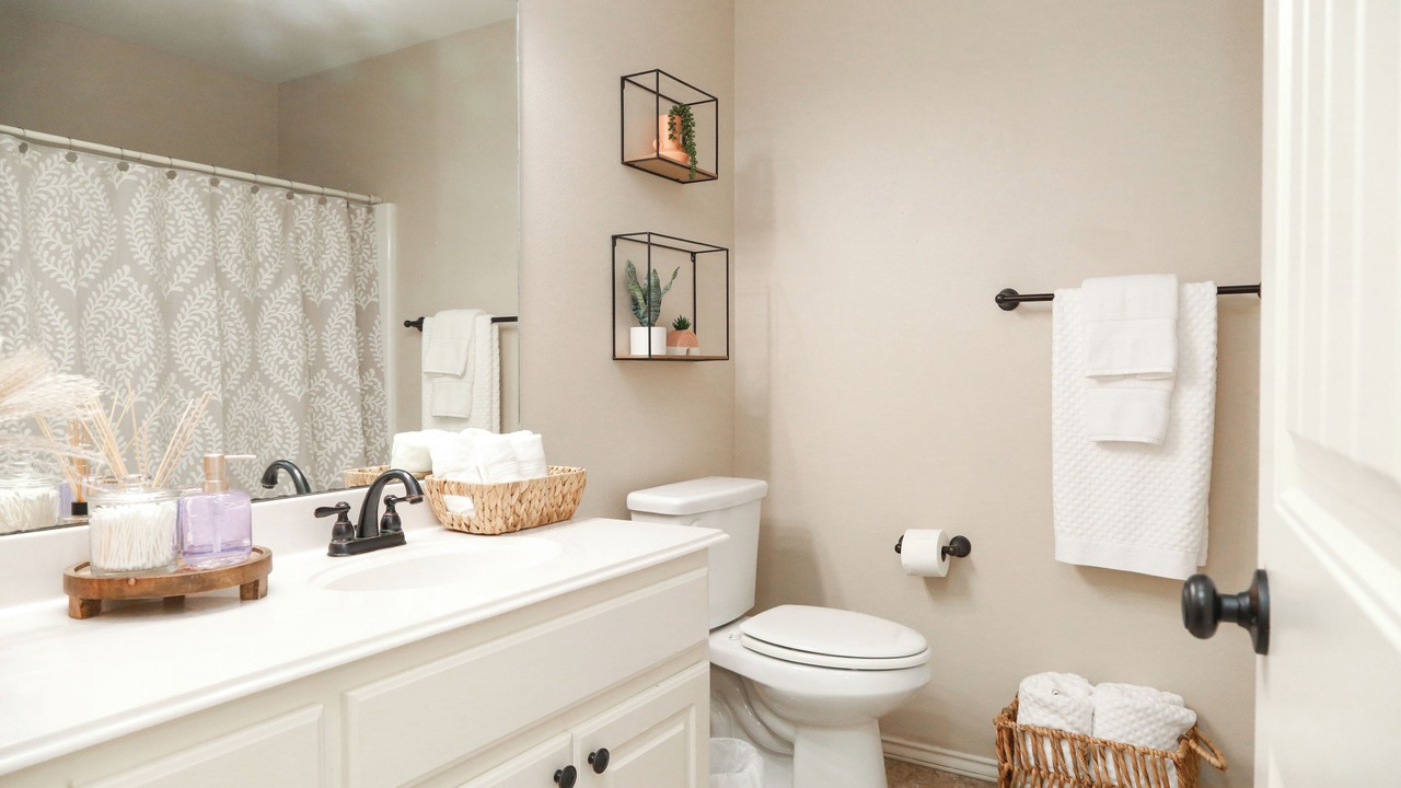 Photo of Bathroom in Big Spring