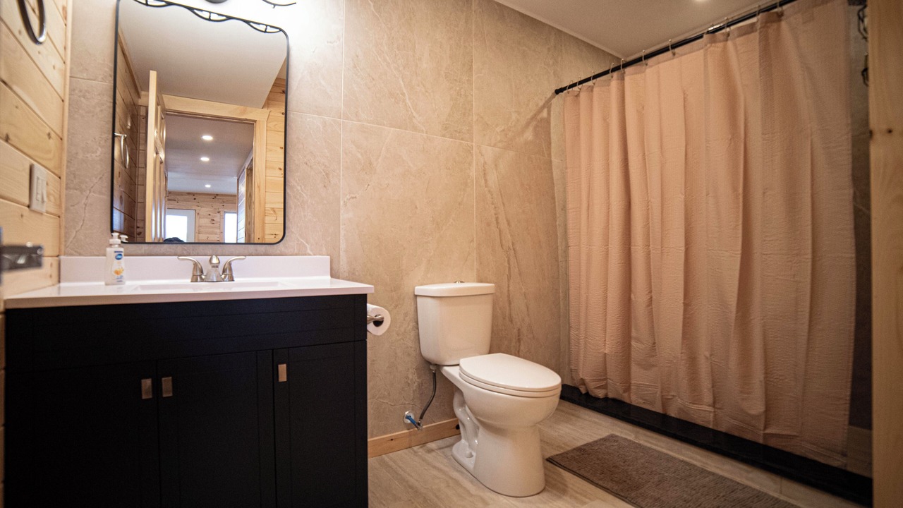 Photo of Bathroom in Irons