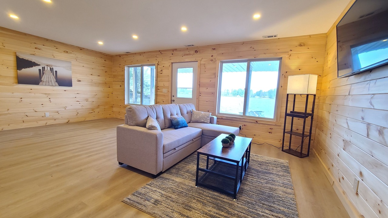 Photo of Bedroom in Irons