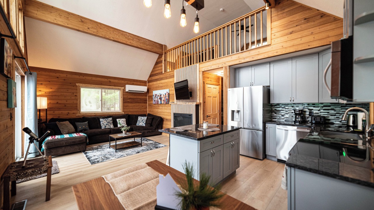 Photo of Livingroom in Irons