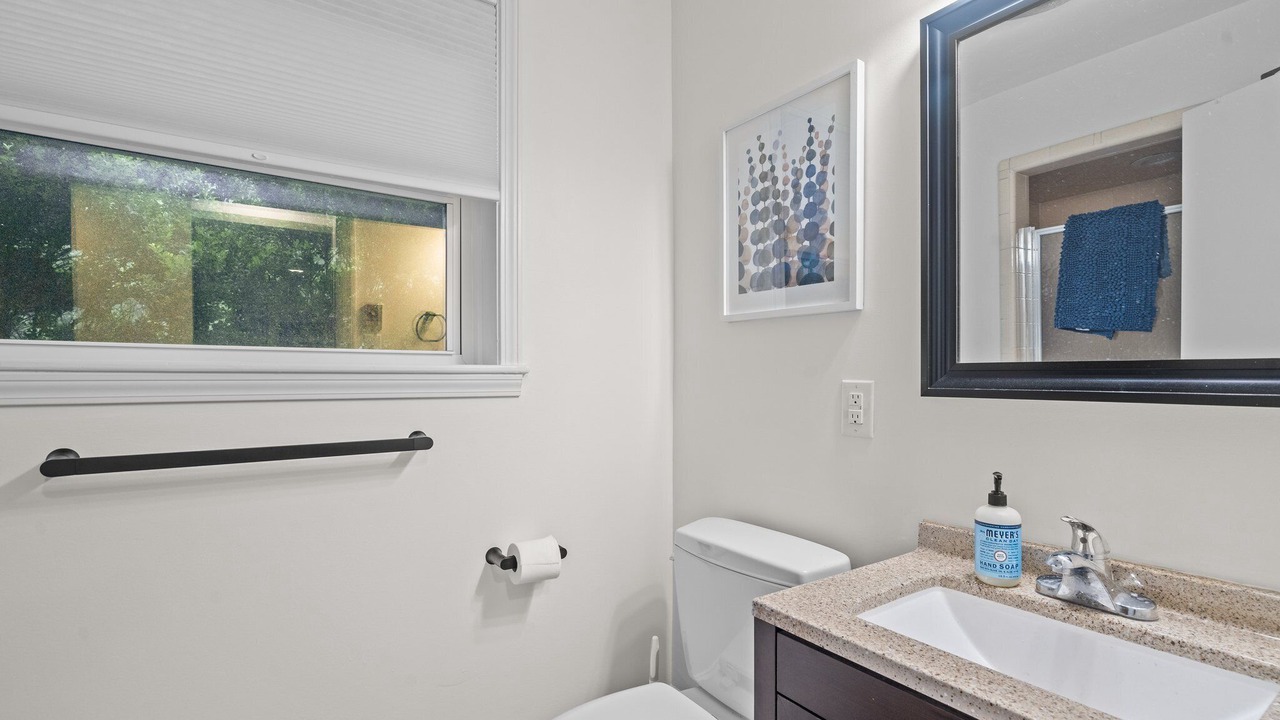 Photo of Bathroom in North Garrett Road