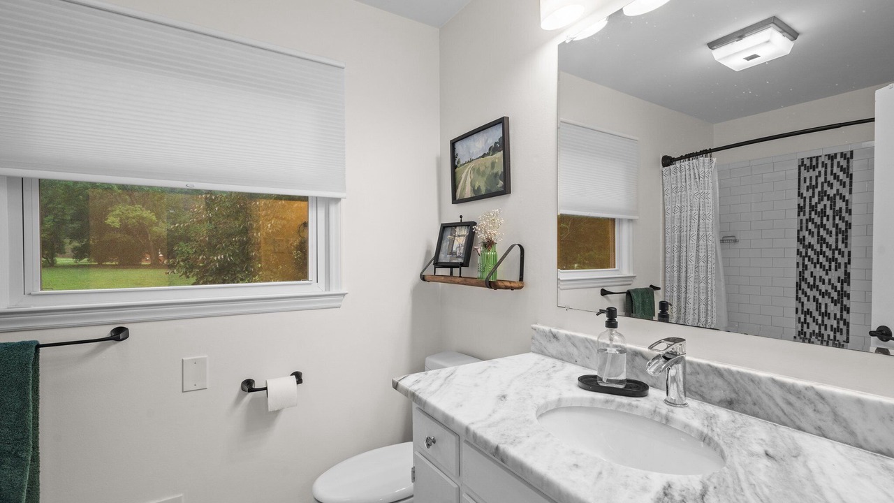 Photo of Bathroom in North Garrett Road