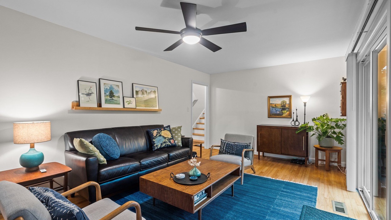 Photo of Livingroom in North Garrett Road
