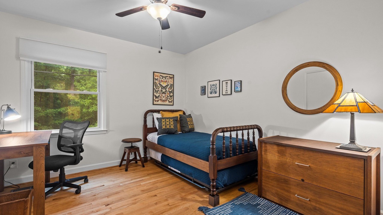 Photo of Bedroom in North Garrett Road