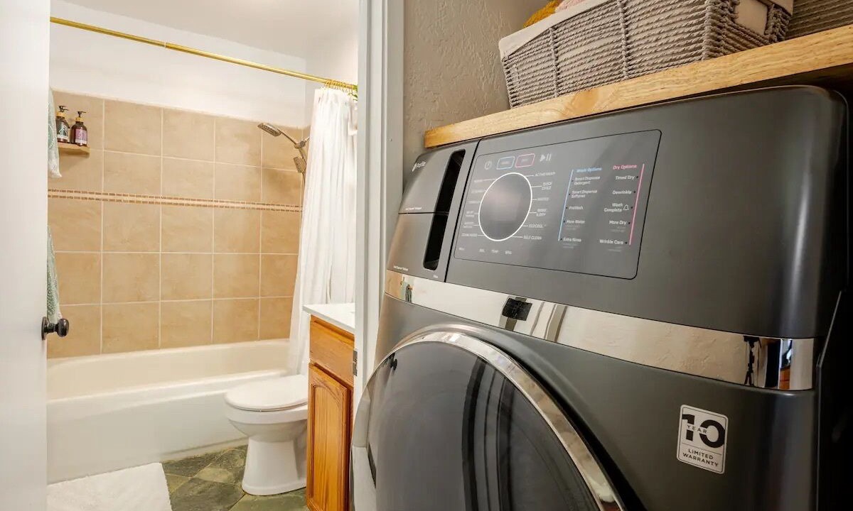 Photo of Bathroom in Waikoloa Village