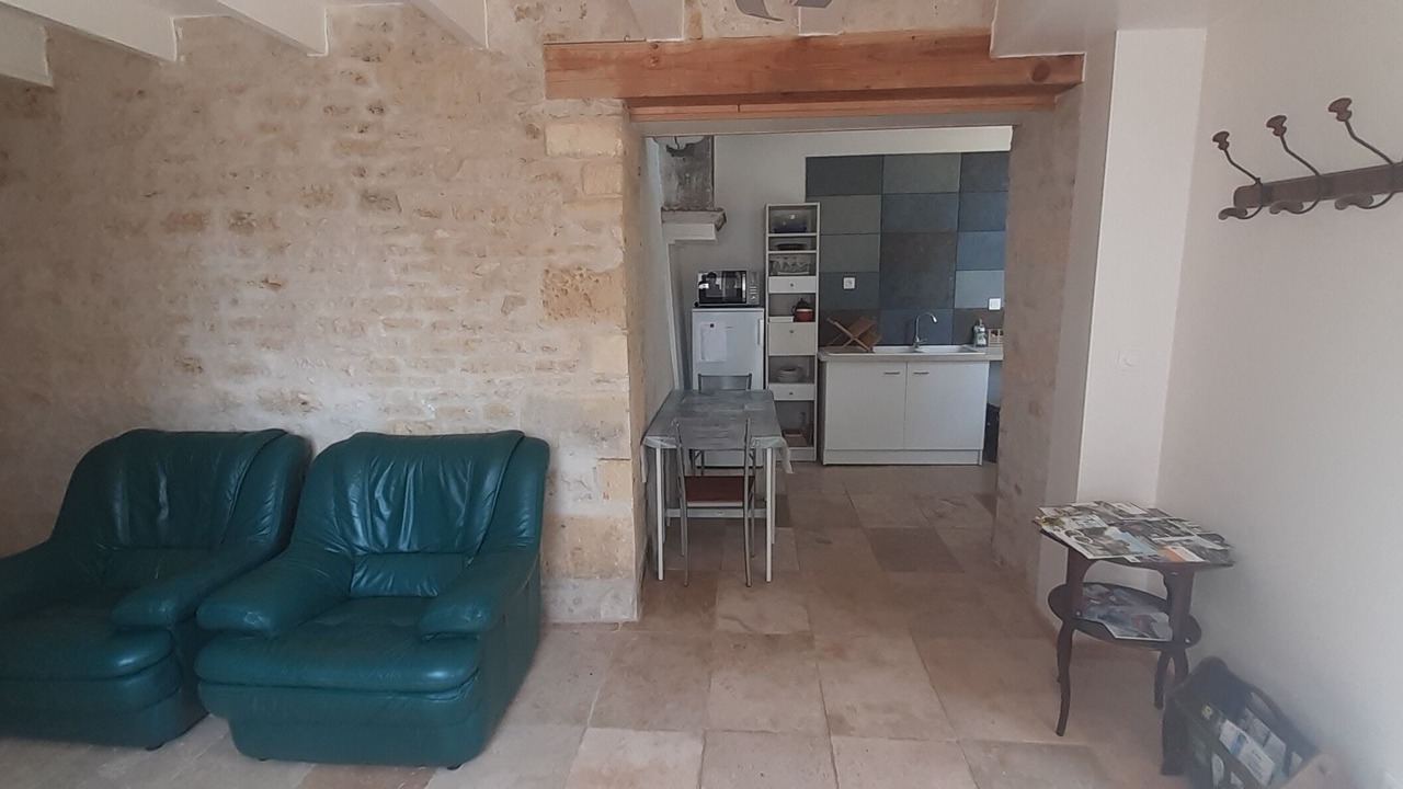 Photo of Livingroom in Asnieres-la-Giraud