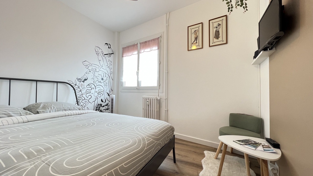 Photo of Bedroom in Fontaine-Bayonne-Cartoucherie