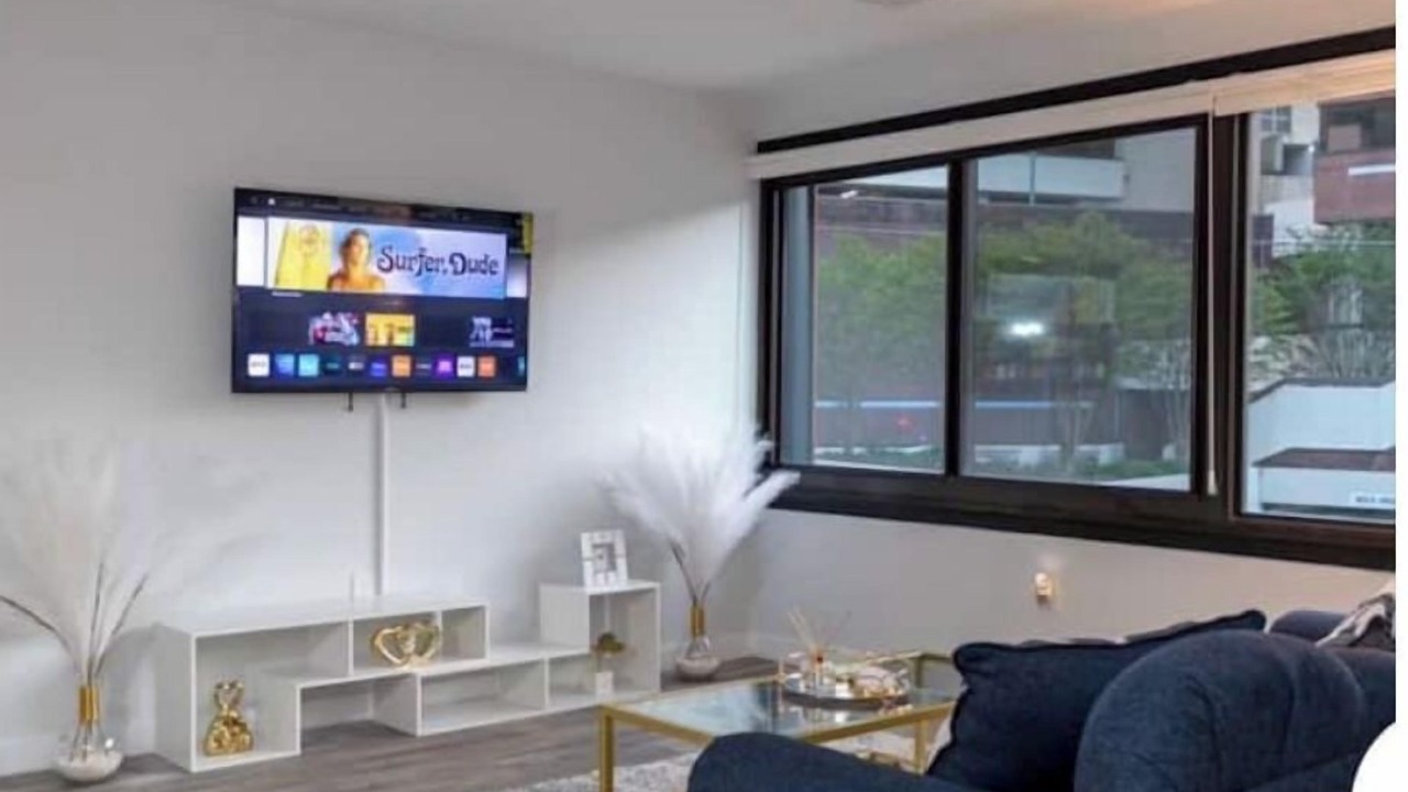 Photo of Livingroom in Downtown