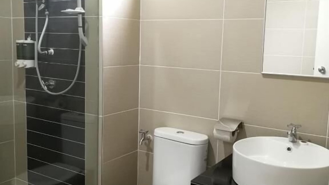 Photo of Bathroom in Kampung Raja