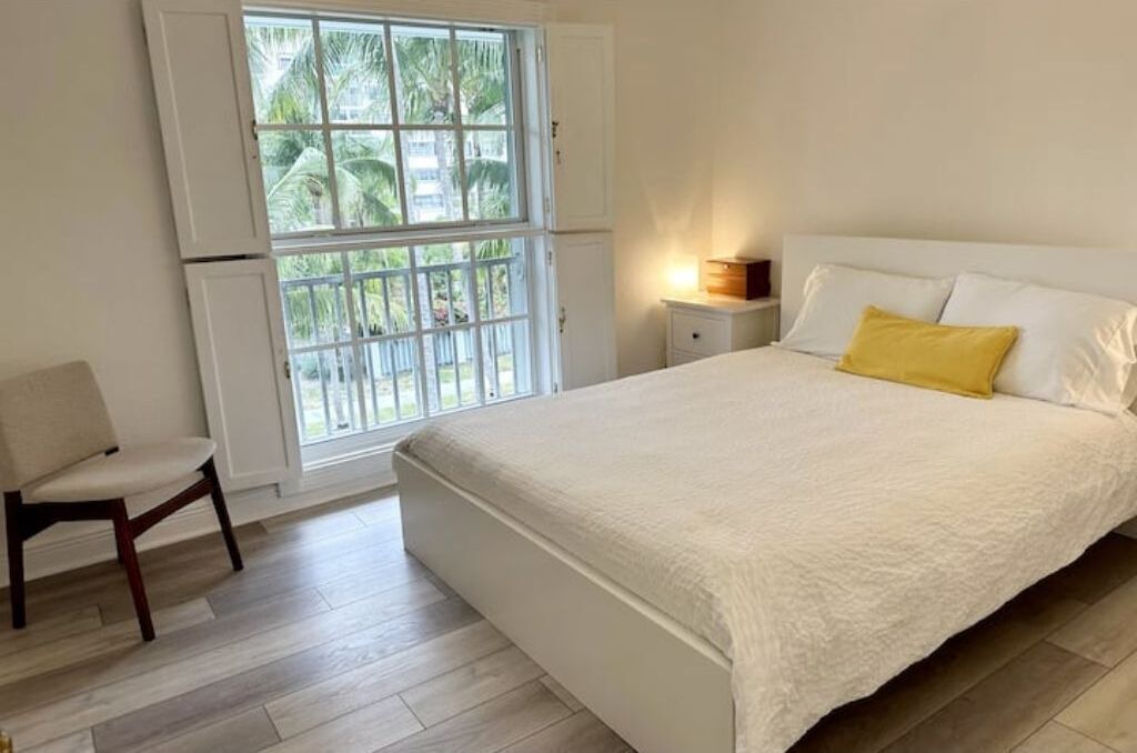 Photo of Bedroom in Key Biscayne