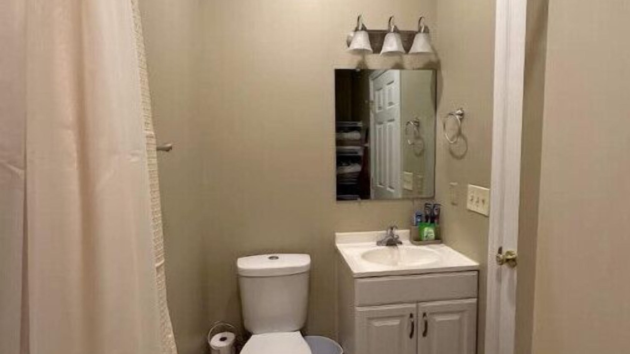 Photo of Bathroom in South Park