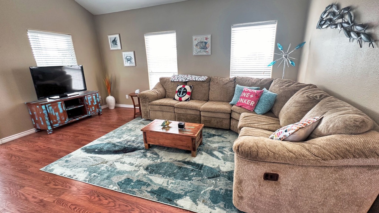 Photo of Livingroom in Cedar Lane