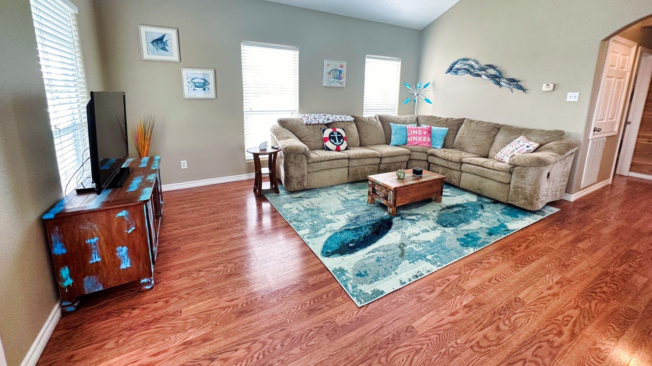 Photo of Livingroom in Cedar Lane
