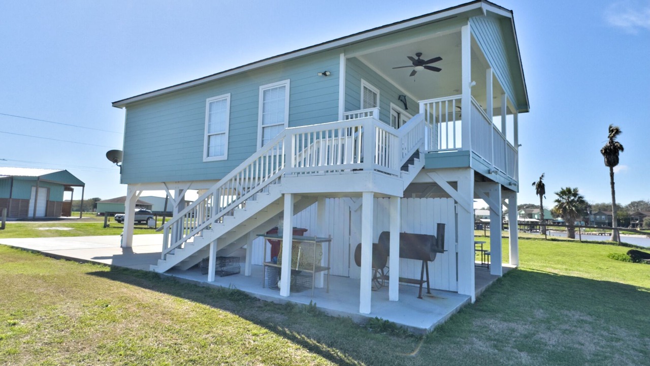 Photo of Outdoor in Cedar Lane