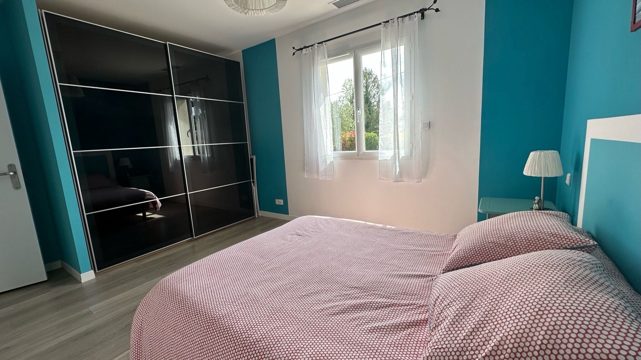 Photo of Bedroom in Lapeyrouse-Fossat