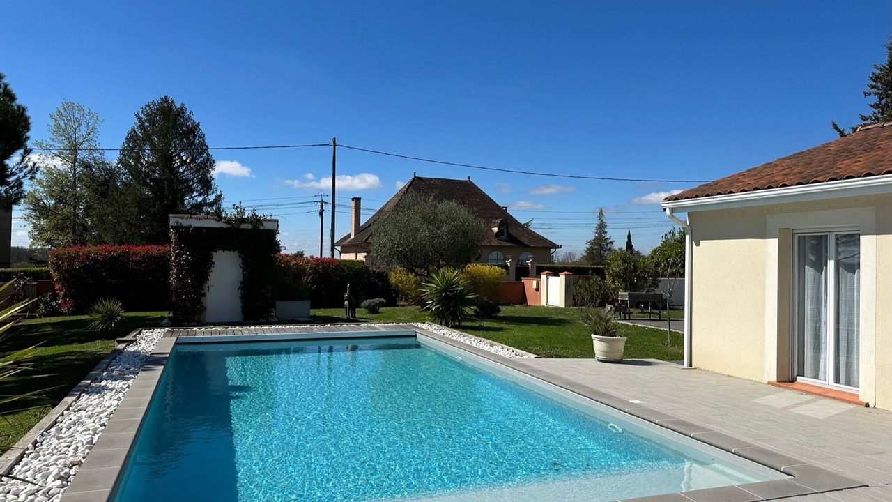 Photo of Outdoor in Lapeyrouse-Fossat