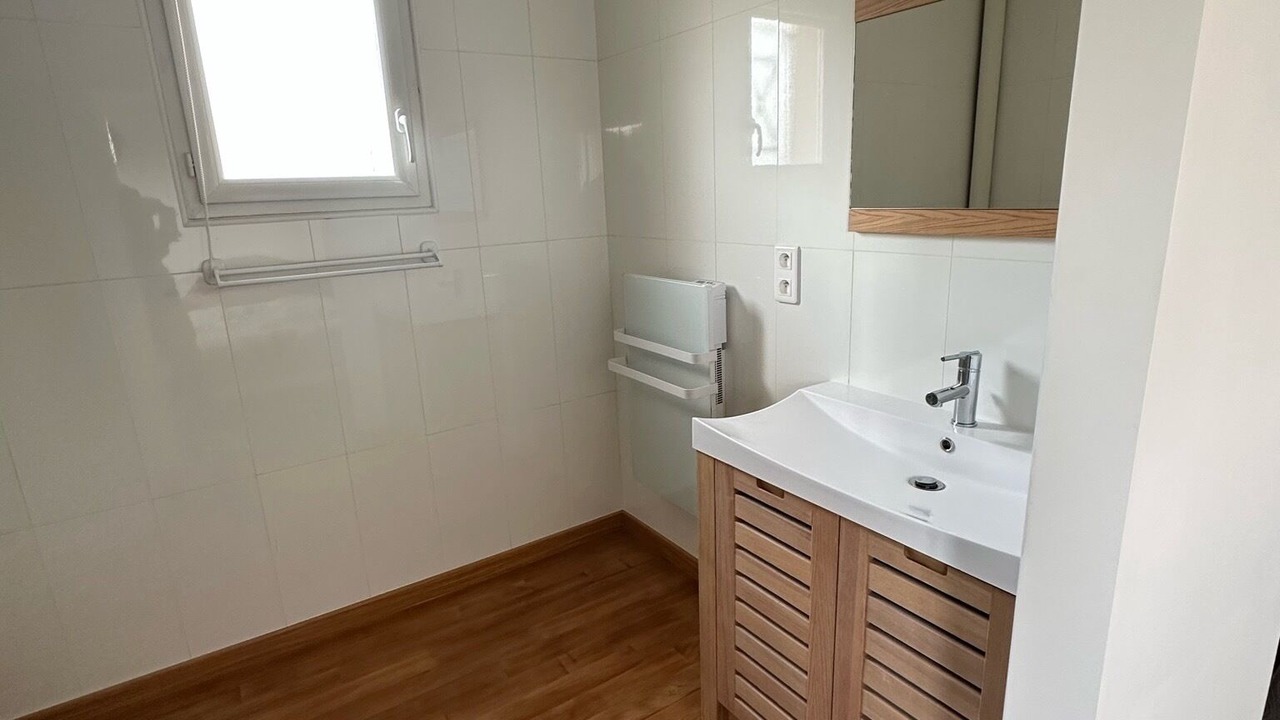 Photo of Bathroom in Lapeyrouse-Fossat