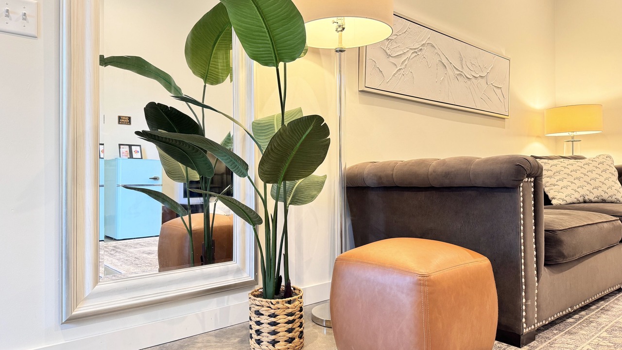 Photo of Livingroom in Downtown
