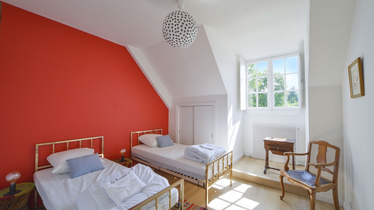 Photo of Bedroom in Mery-es-Bois
