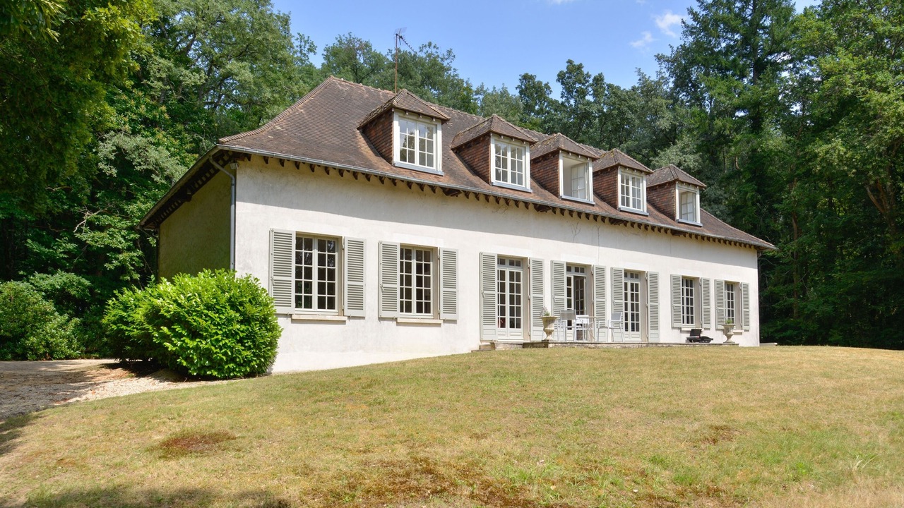 Photo of Outdoor in Mery-es-Bois