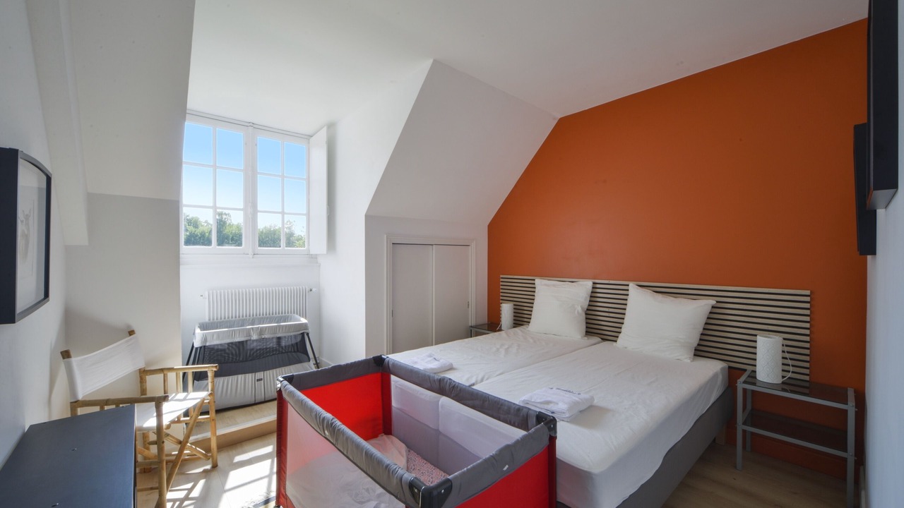 Photo of Bedroom in Mery-es-Bois