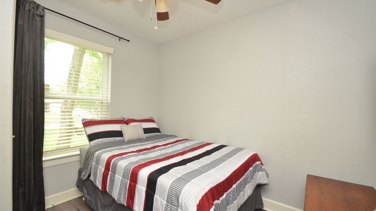 Photo of Bedroom in Atascocita