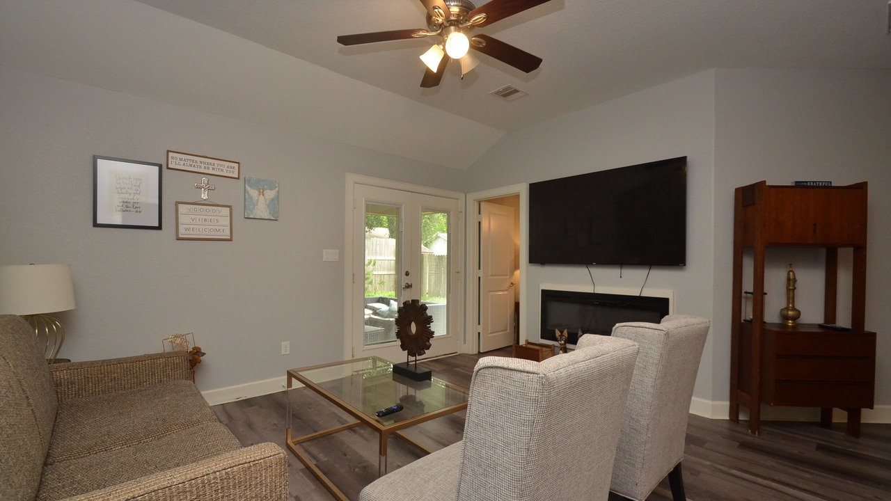 Photo of Livingroom in Atascocita