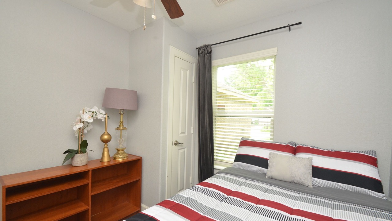 Photo of Bedroom in Atascocita