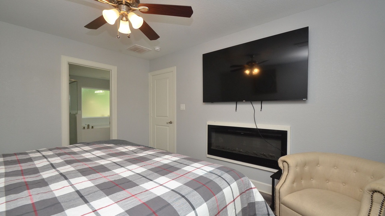 Photo of Bedroom in Atascocita