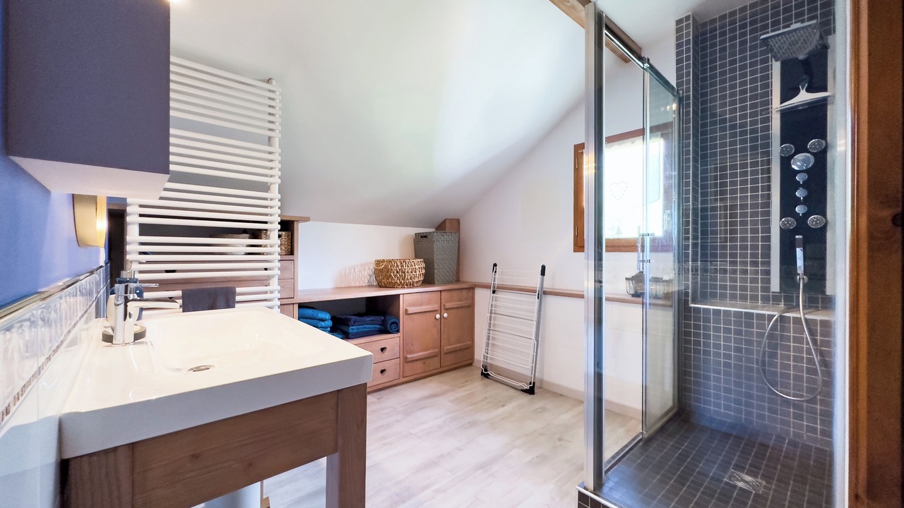Photo of Bathroom in Alex