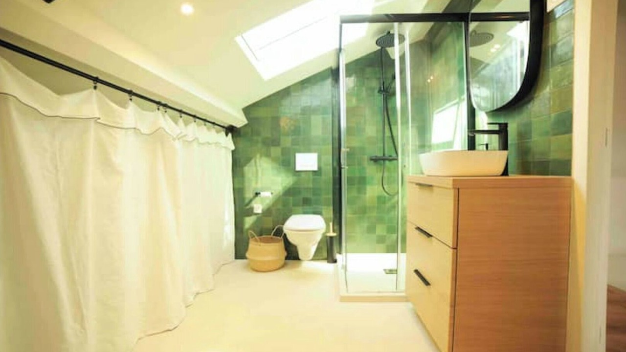 Photo of Bathroom in Mirepoix