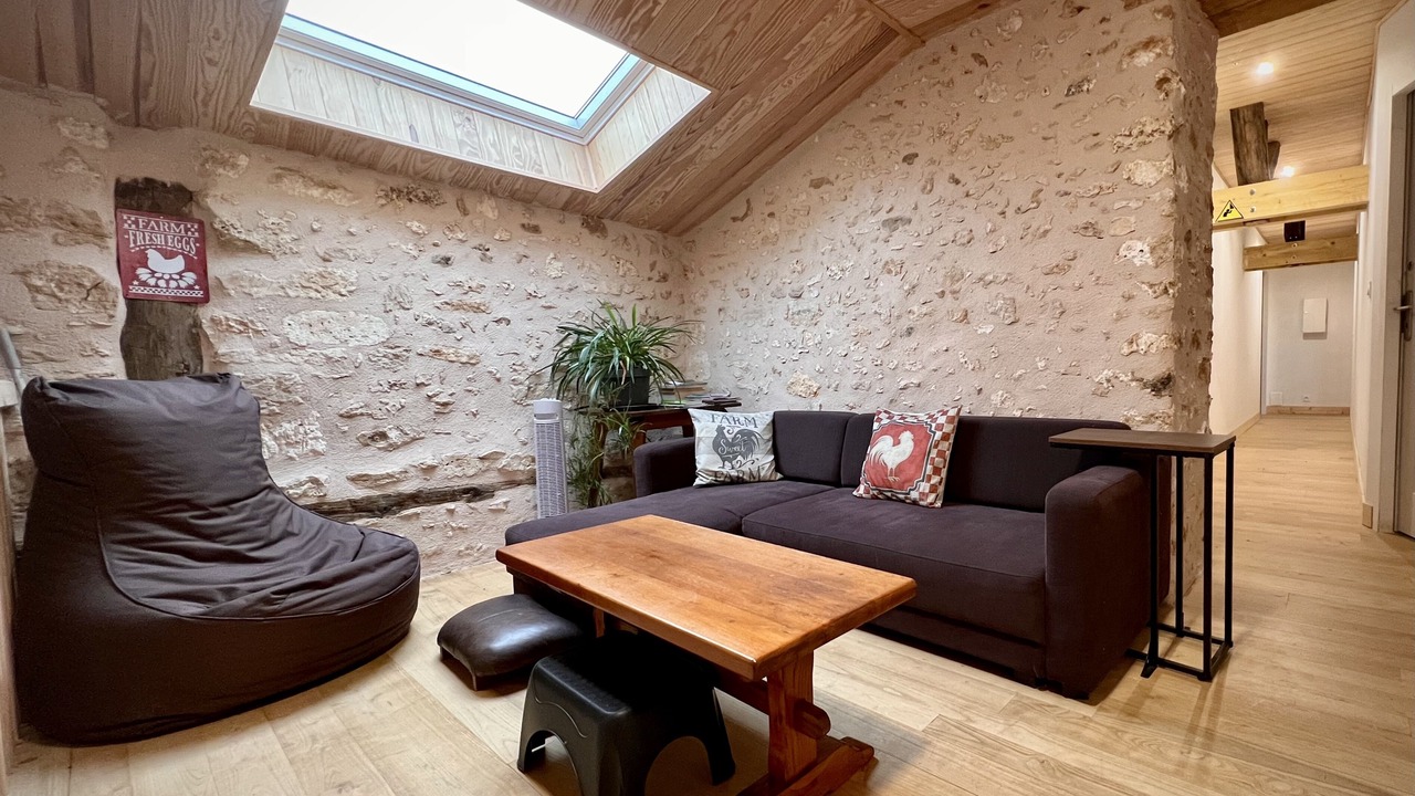 Photo of Livingroom in Saint-Pierre-de-Cole