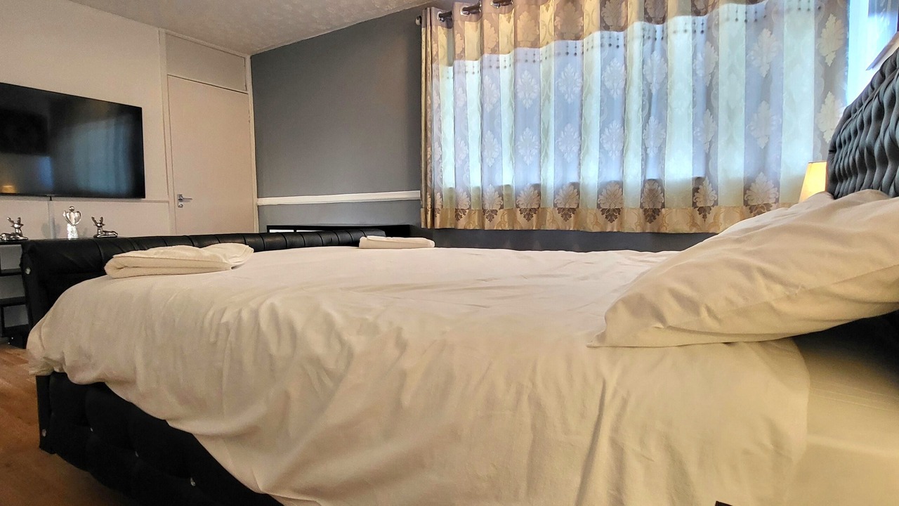 Photo of Bedroom in Weston on Trent