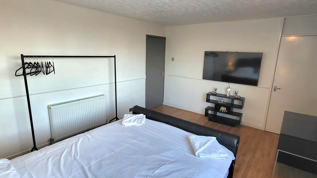 Photo of Bedroom in Weston on Trent
