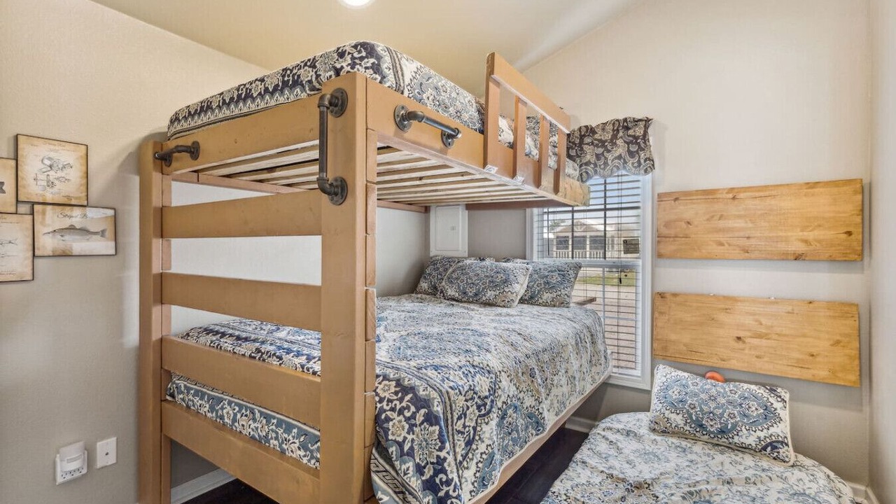 Photo of Bedroom in Kerens