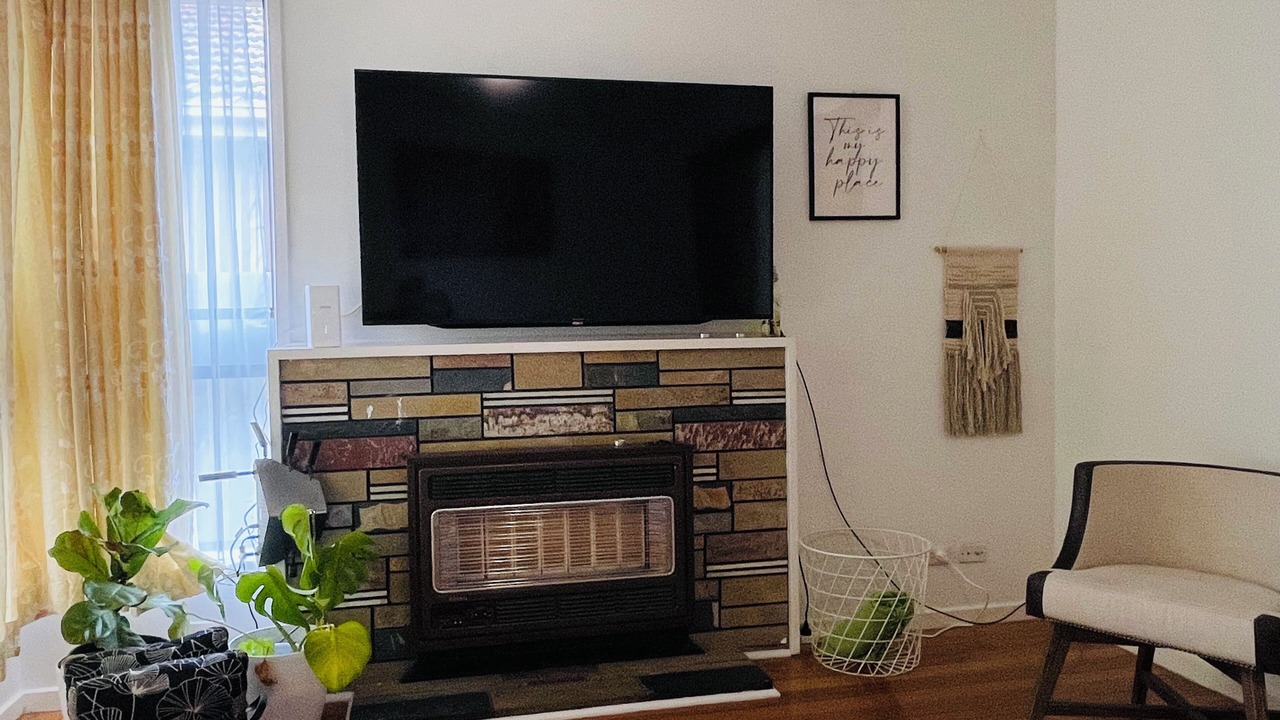 Photo of Livingroom in Sunshine West