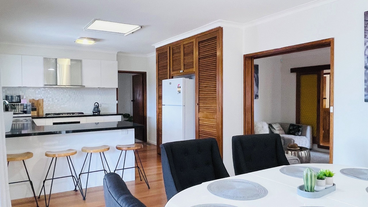 Photo of Others in Sunshine West