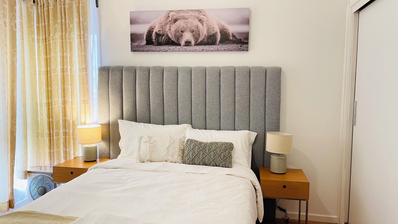 Photo of Bedroom in Sunshine West